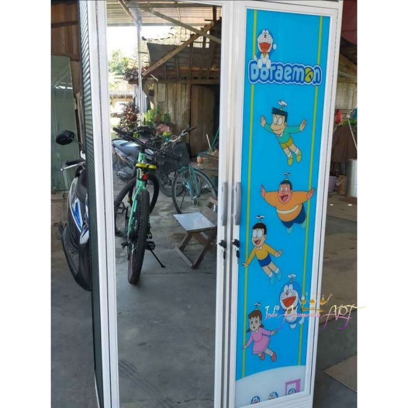 Lemari Pakaian / Baju Pintu 2 Cermin Kaca Karakter Doraemon