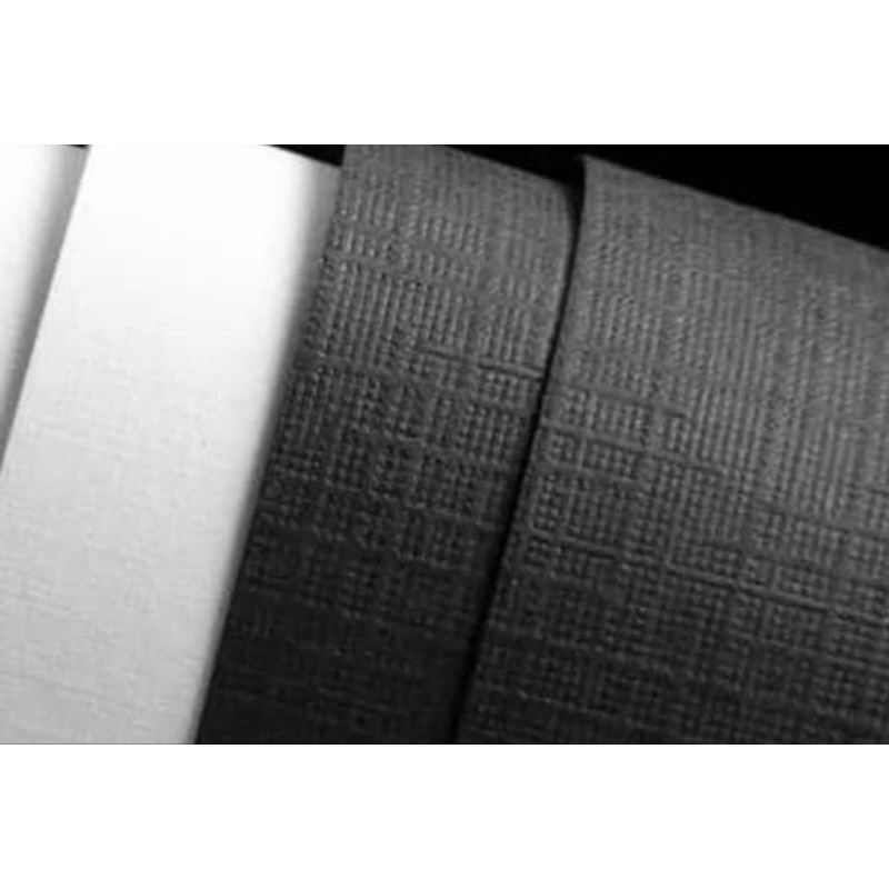 

KARTON LINEN PUTIH / HITAM