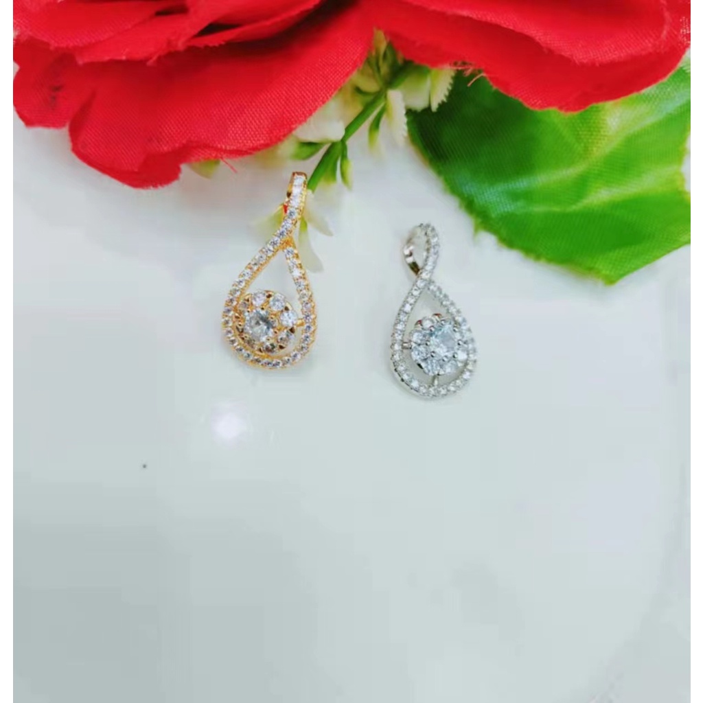 Kalung Xuping Permata Lapis Emas 18K Perhiasan Fashion F34.35