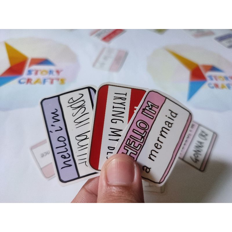 

Sticker Animasi Hello Iam Lucu Bahan Sticker Glosy Photo Paper