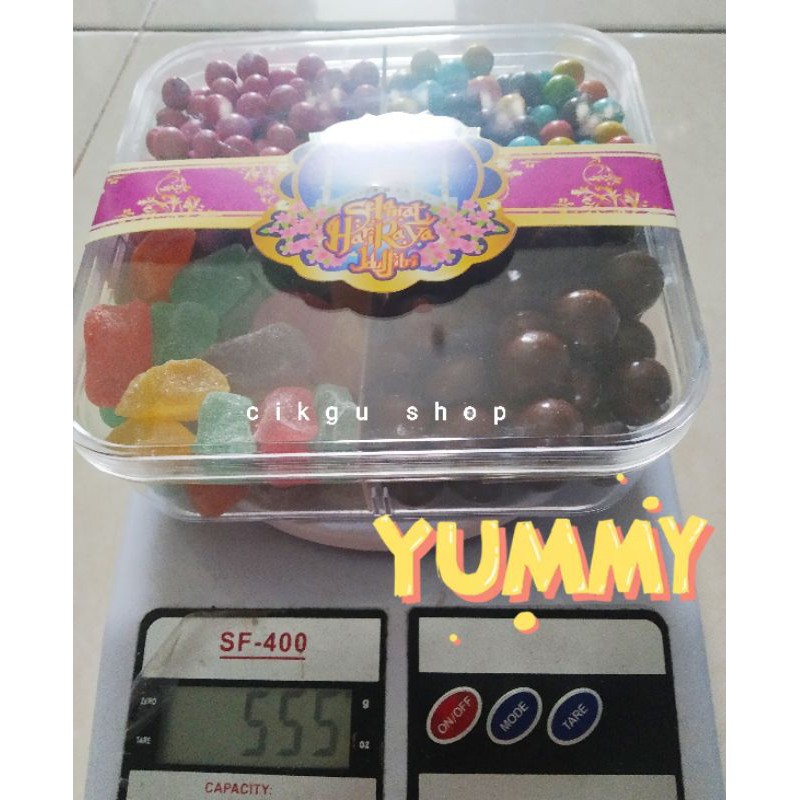 

Parsel cokelat murah 4 sekat