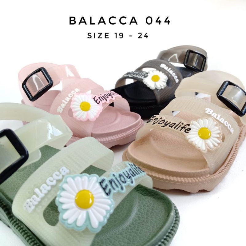 Sandal Ban Dua Bunga Daisy Anak Bayi Perempuan Kancing Balaca 044