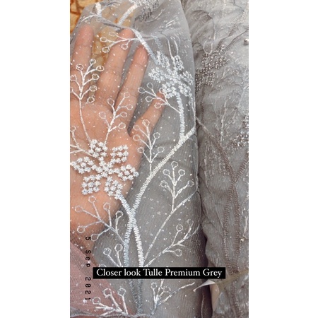 chandani.id• YUKIMO OUTER GREY - Outer Kebaya Tulle Premium Wisuda Lamaran Kondangan Bridesmaid Seragam. outer kondangan. kebaya wisuda. outer brokat. by chandani