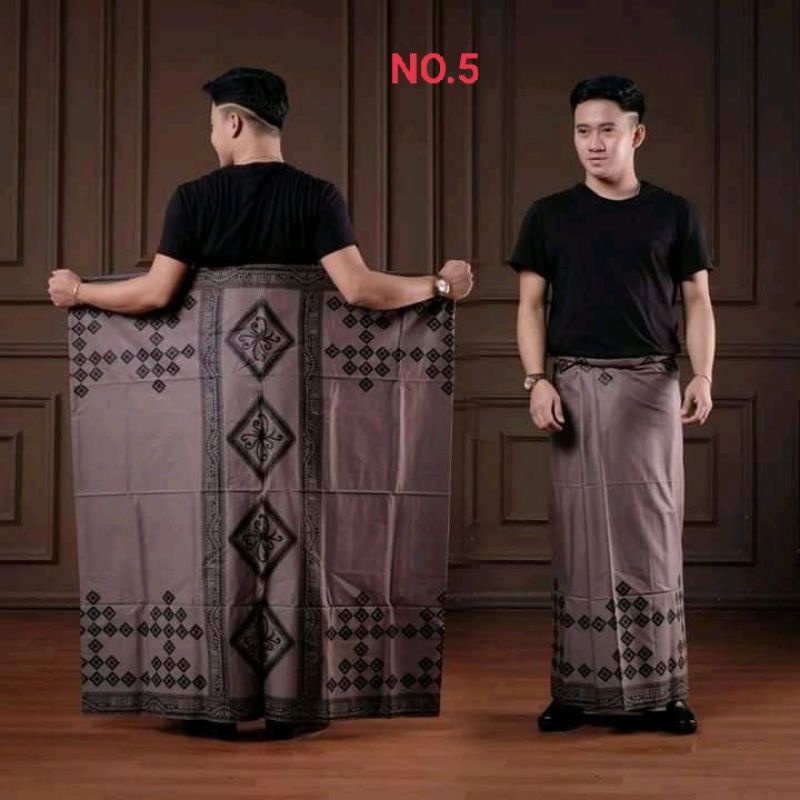 Gajah Duduk Serumpun Sarung Tenun Pria Dewasa