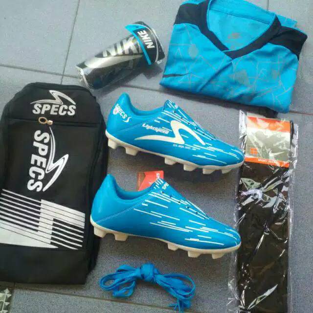 Paket komplit sepatu bola bonus jersey sepatu bola specs light speed infinity specs garuda specs ori