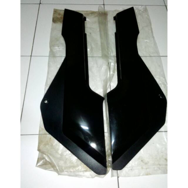 Body Samping RGR Sprinter Kempolan Suzuki RGR 91 New Original Japan