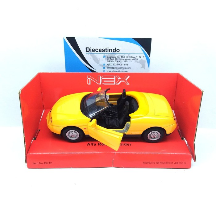 Welly Nex 1:34 Alfa Romeo Spider, Kuning