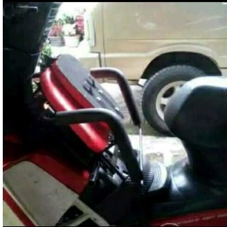 Boncengan/Tempat duduk anak di depan motor. kursi bonceng anak depan bisa untuk Motor Matic dan Motor Bebek