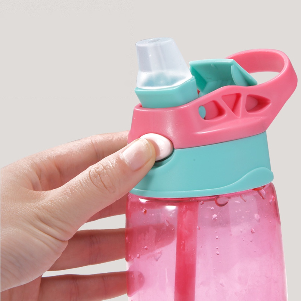 Botol Air Minum Portable Motif Kartun Bahan Plastik Dengan Sedotan Untuk Anak