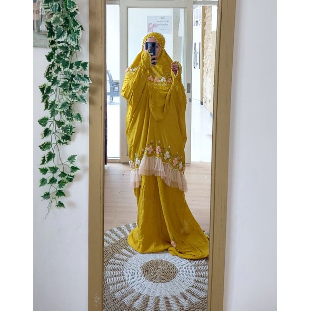 Mukenah sutra diamond