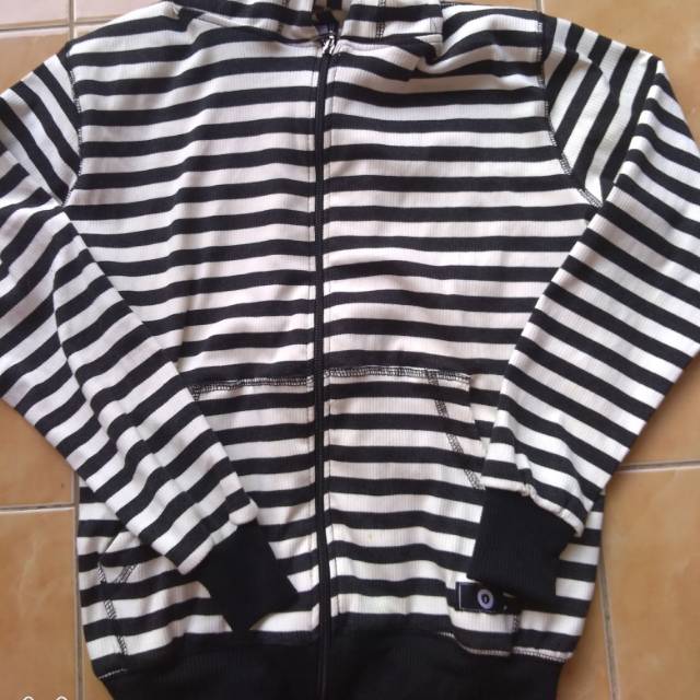 Jaket triple eight kualitas eksport untuk remaja