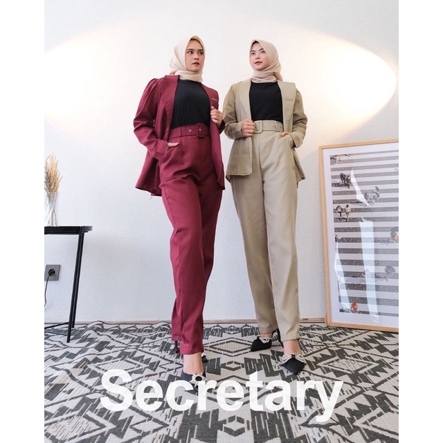 YOSHI23 ll Secretary set MK ll MissKamiHijab Original