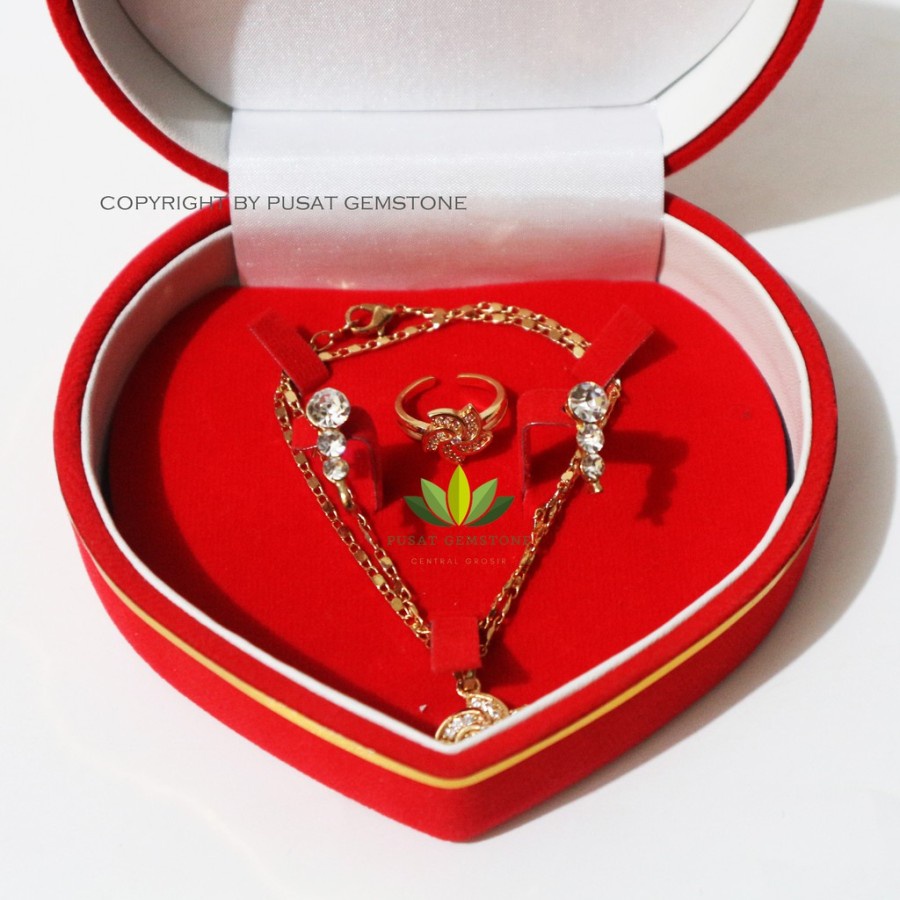 Set Kotak Perhiasan /Jewelry Box / Kotak Kalung, Anting dan Cincin Maskawin