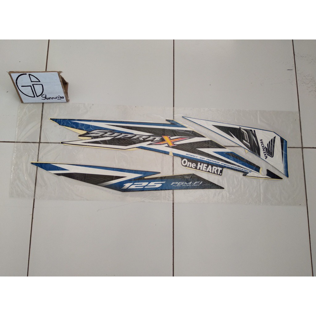 Striping Sticker Lis Supra X 125 fi 2014 2015 Hitam Biru