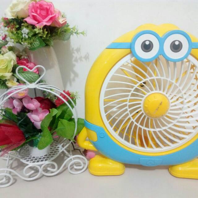 Kipas angin minion