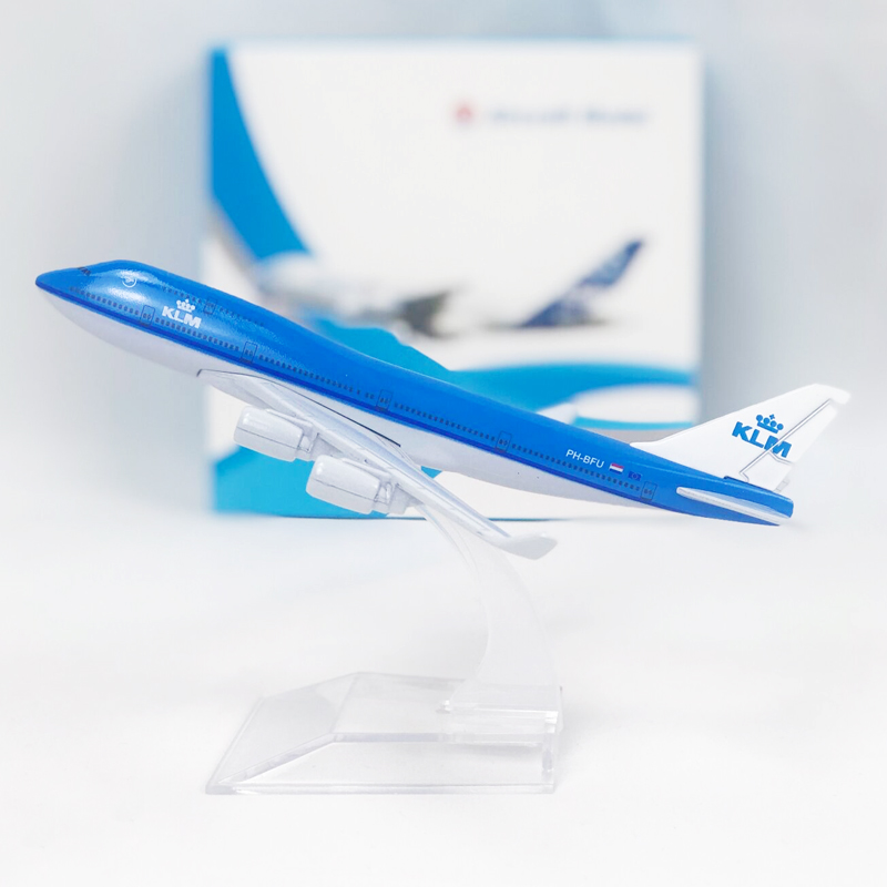 Klm Miniatur Diecast Pesawat Terbang Dutch Airlines Boeing B747 Bahan Metal Alloy