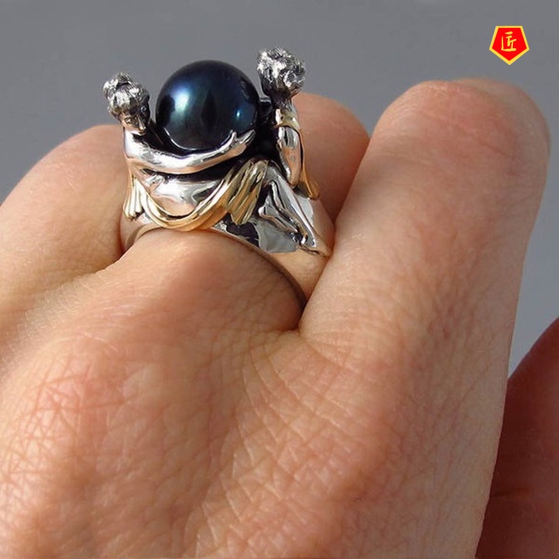 [Ready Stock]Romantic Elegant Lady Holding Black Pearl Ring