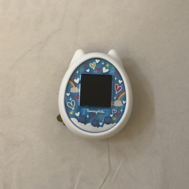 tamagotchi on fairy blue