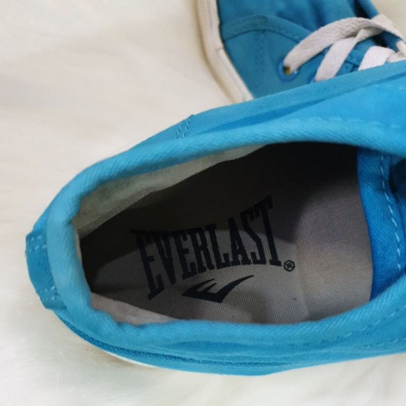 PRELOVED SEPATU EVERLAST ORIGINAL