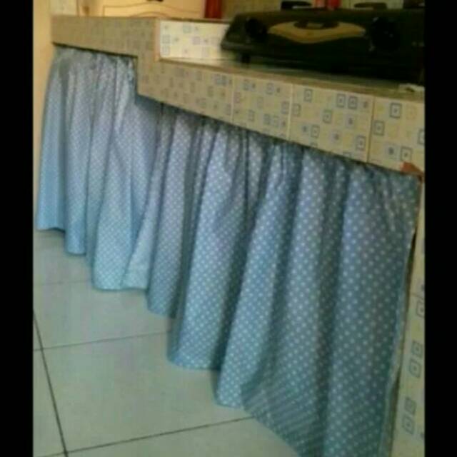Gorden kolong dapur polka biru