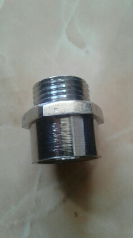 Sock Kran Pendek 1/2 Krom/ Nepel Sock Pendek 1/2 X 1/2 Krom