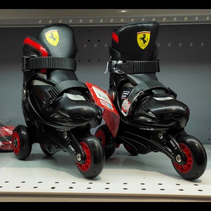 inline skate / roller skate / sepatu roda anak ferrari