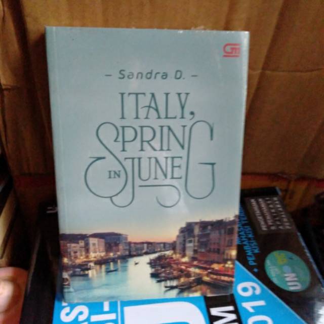 

buku itay spring june