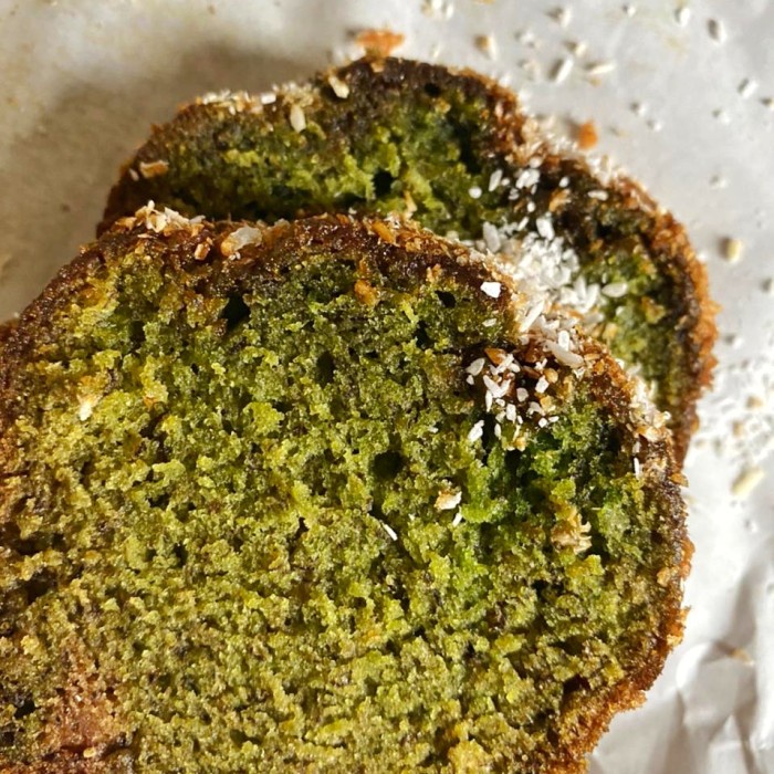 

Banana Bread KLEPON PANDAN COCONUT - PERSONAL LOAF, NORMAL SUGAR
