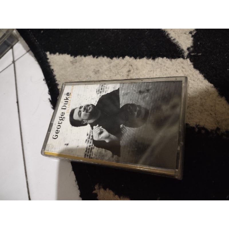 kaset pita george duke / is love enough