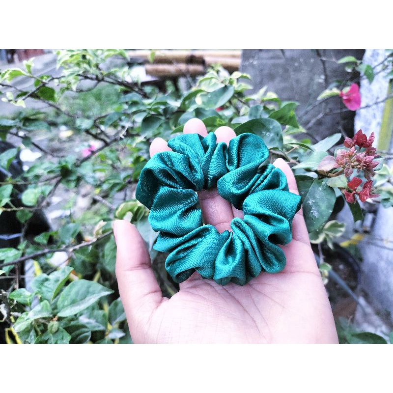 Scrunchie/Ikat Rambut