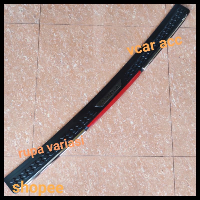 Silplate sill plate belakang PINTU bagasi toyota Innova INOVA reborn 2016 sampai 2023 2017 2018 2019 2020 20212022 ribon plastik ABS HITAM