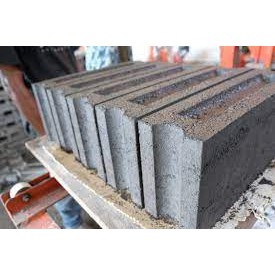 BatakoPresDiva_GaleryBlitar