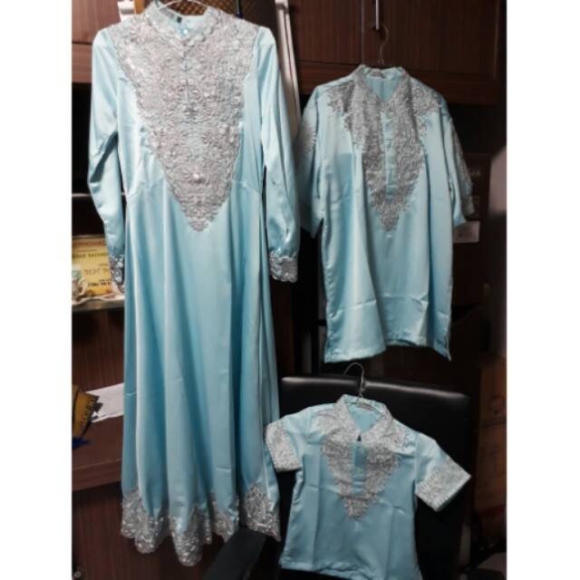  baju  lebaran  keluarga couple  family  Shopee Indonesia