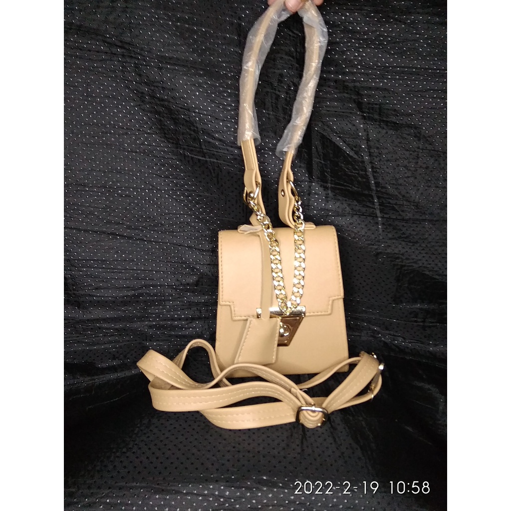 TAS WANITA SELEMPANG TERBARU PRODUK LOKAL HARGA MURAH KUALITAS TERBAIK