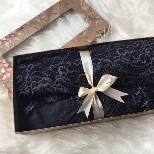 Mukena eksklusif polos