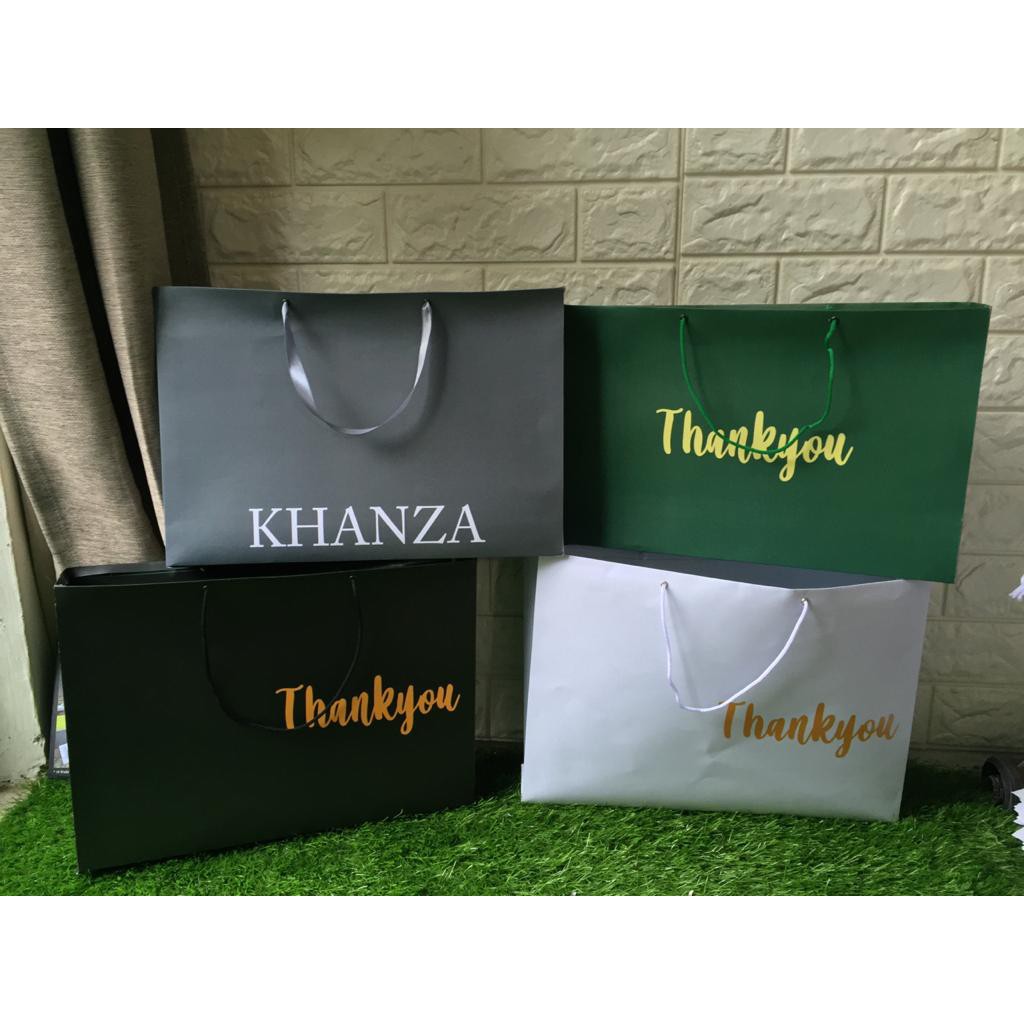 

paperbag custom exclusive logo emboss timbul Minim 300 lbr