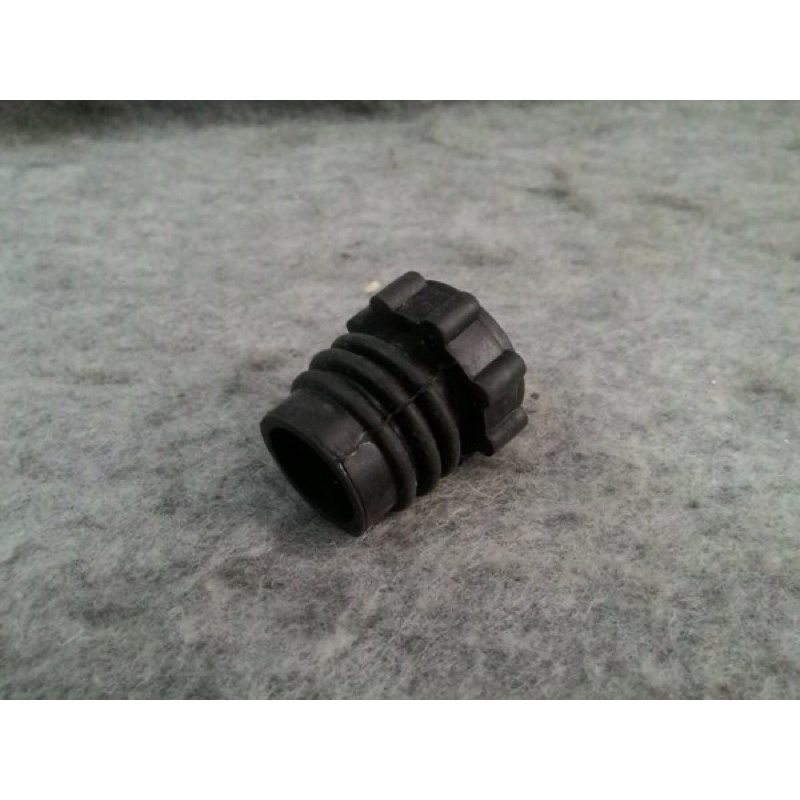 Tutup Tabung Oli Atas 2T Suzuki RC