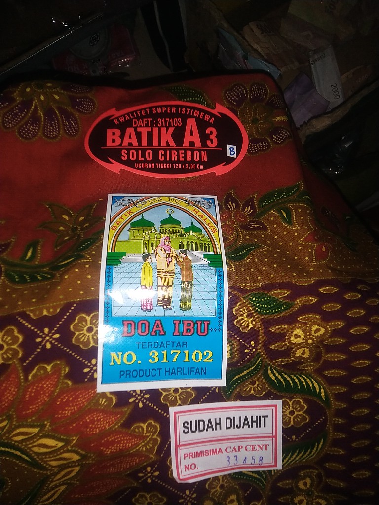 [random] Sarung Batik Halus Doa Ibu - Batik Solo Cirebon