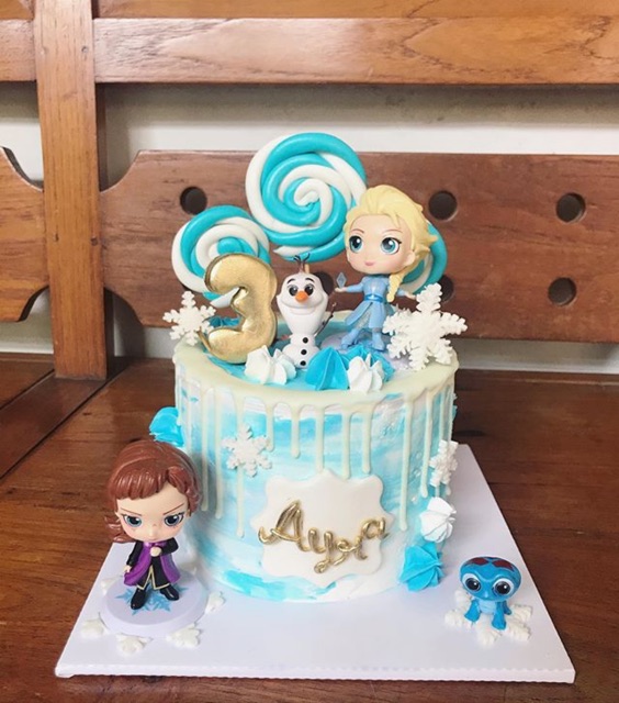 Cake elsa frozen / kue ulang tahun frozen