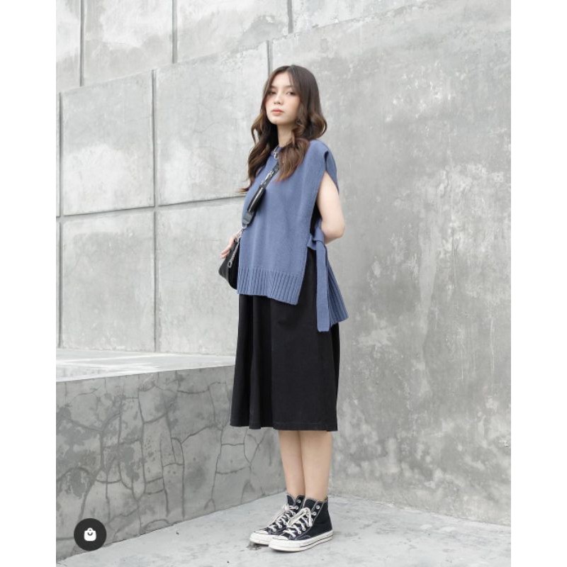 SAHA KNIT VEST CARDIGAN WANITA BAJU RAJUT KOREA SAHA KNIT VEST CARDIGAN WANITA BAJU RAJUT KOREA