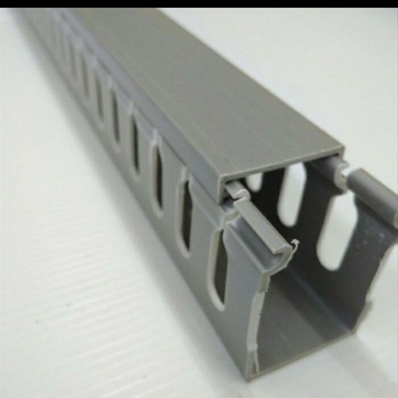 Duct Kabel Lubang Abu-Abu PVC