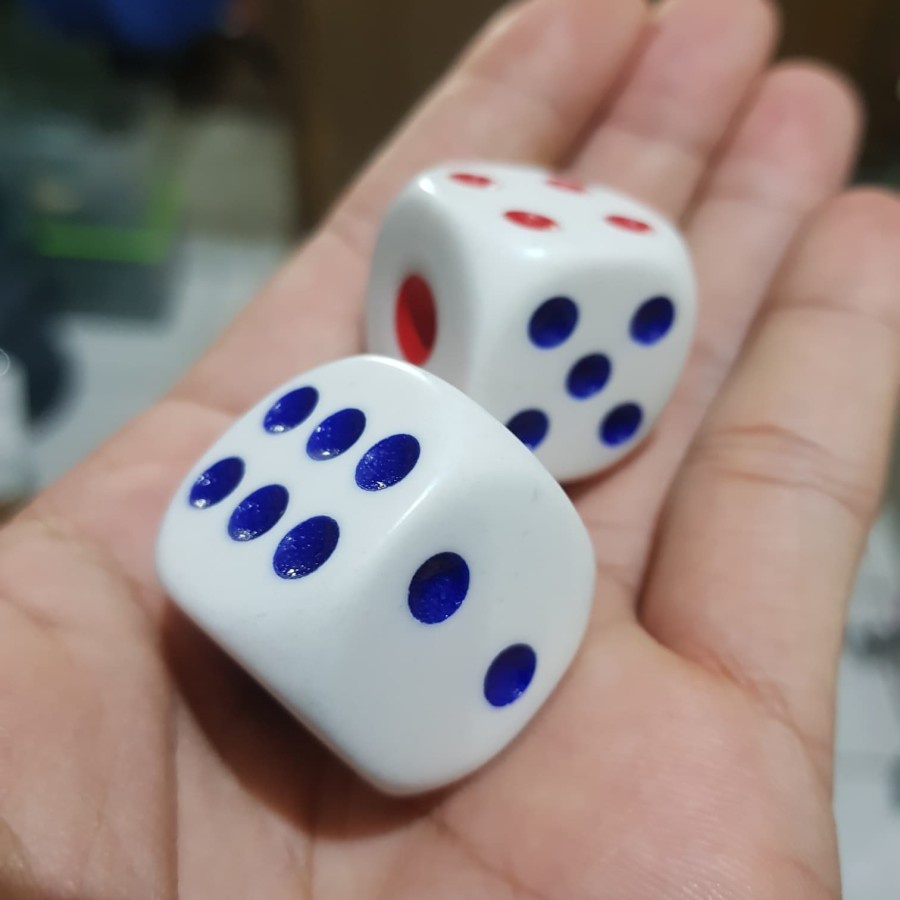 Dadu dice plastik 22mm x 22mm MURAH