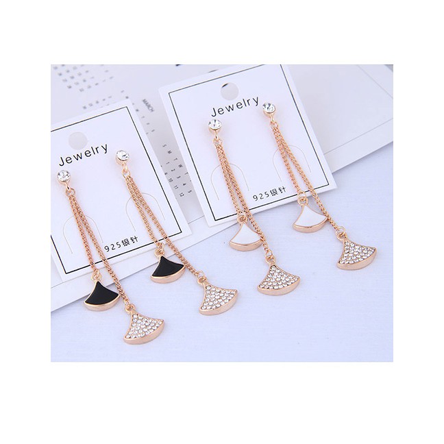 LRC Anting Tusuk Fashion 925 Silver Triangle Earring A5817X