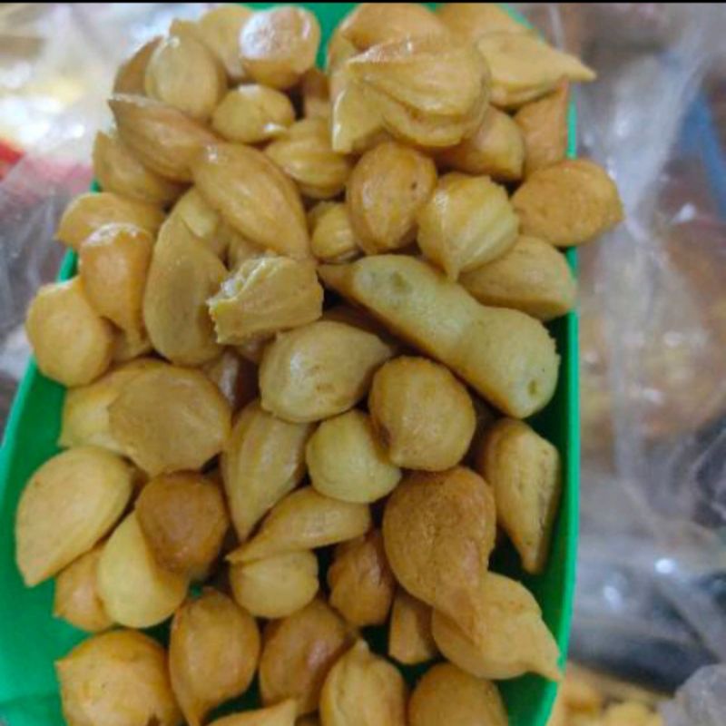 

Kue soes kering (250g)