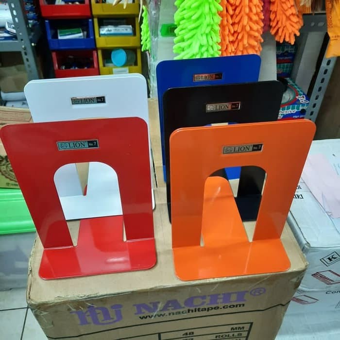 

READY Sandaran Buku Lion No.7 (2 pc) / Stand Book Lion No.7 MURAH