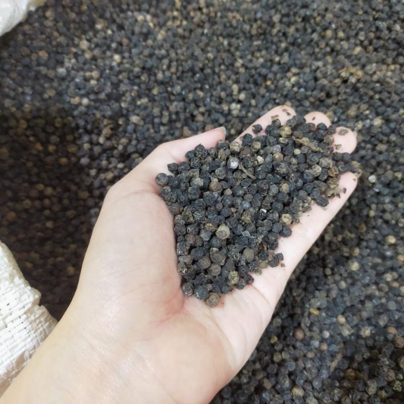 Lada Hitam Biji / Whole Black Pepper / hēi hú jiāo (黑胡椒) (250 gram)