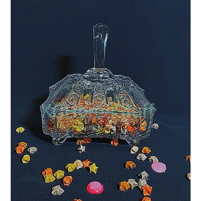 Toples Kaca Persegi Besar