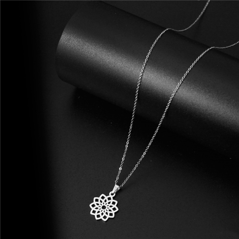 Fashion ornamen hipster Lotus kalung trendi wanita bunga liontin stylish klavikula kalung