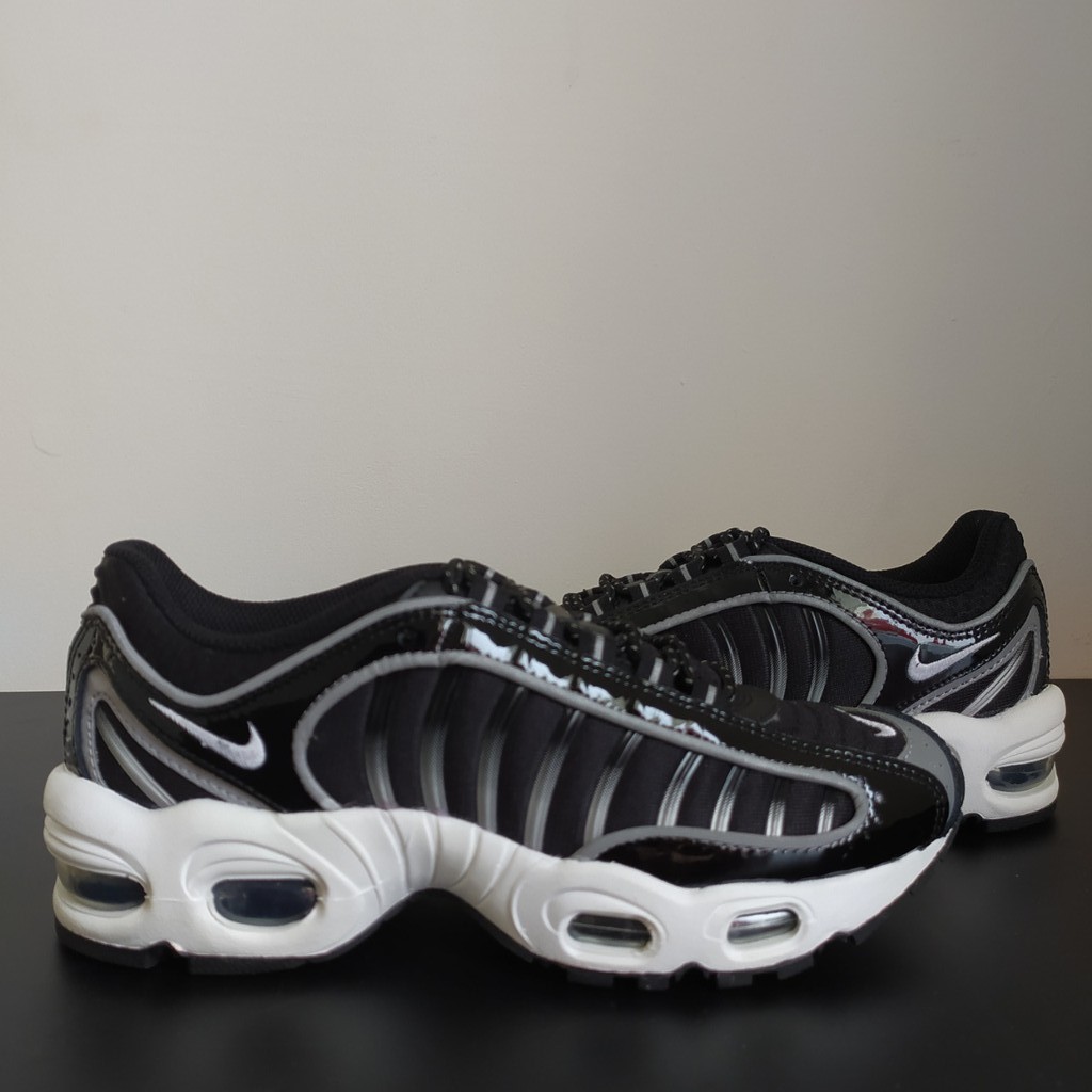 Nike Air Max Tailwind 4 Black White (W)