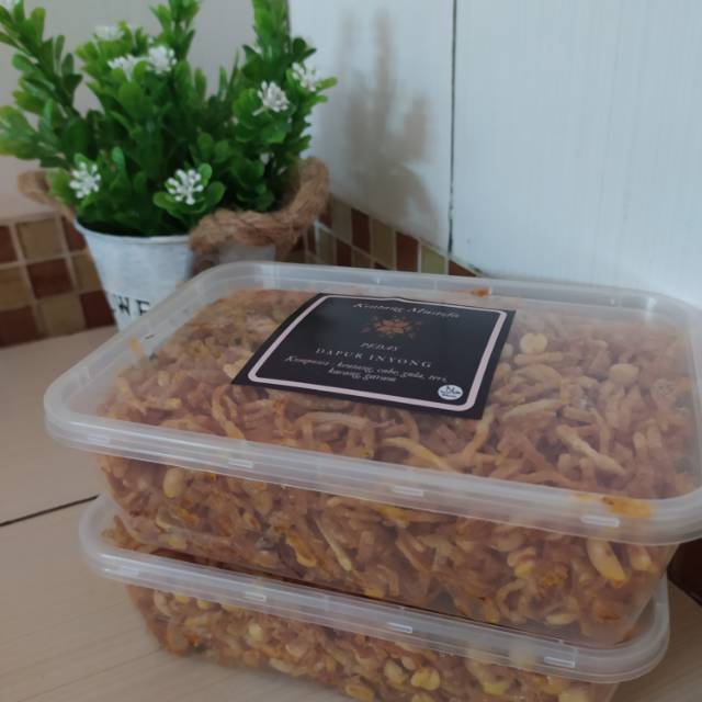 

Kentang Mustofa Teri Kacang